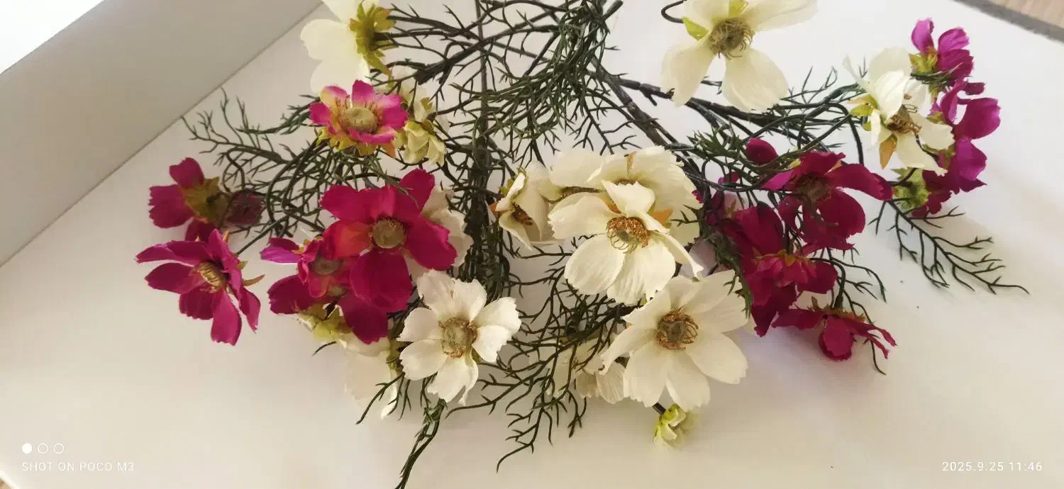 ۵شاخه گل به همراه گلدان|گل مصنوعی|ری, ولی آباد|دیوار