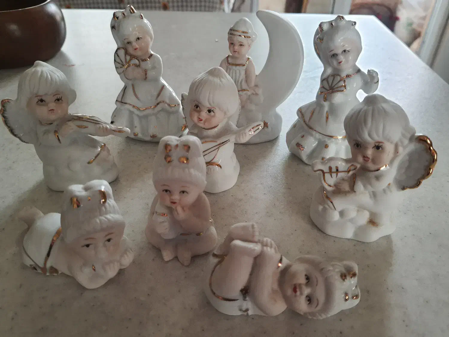 مجسمه فرشته نوزاد چینی قدیمی|مجسمه، تندیس، ماکت|تهران, باغ خزانه|دیوار