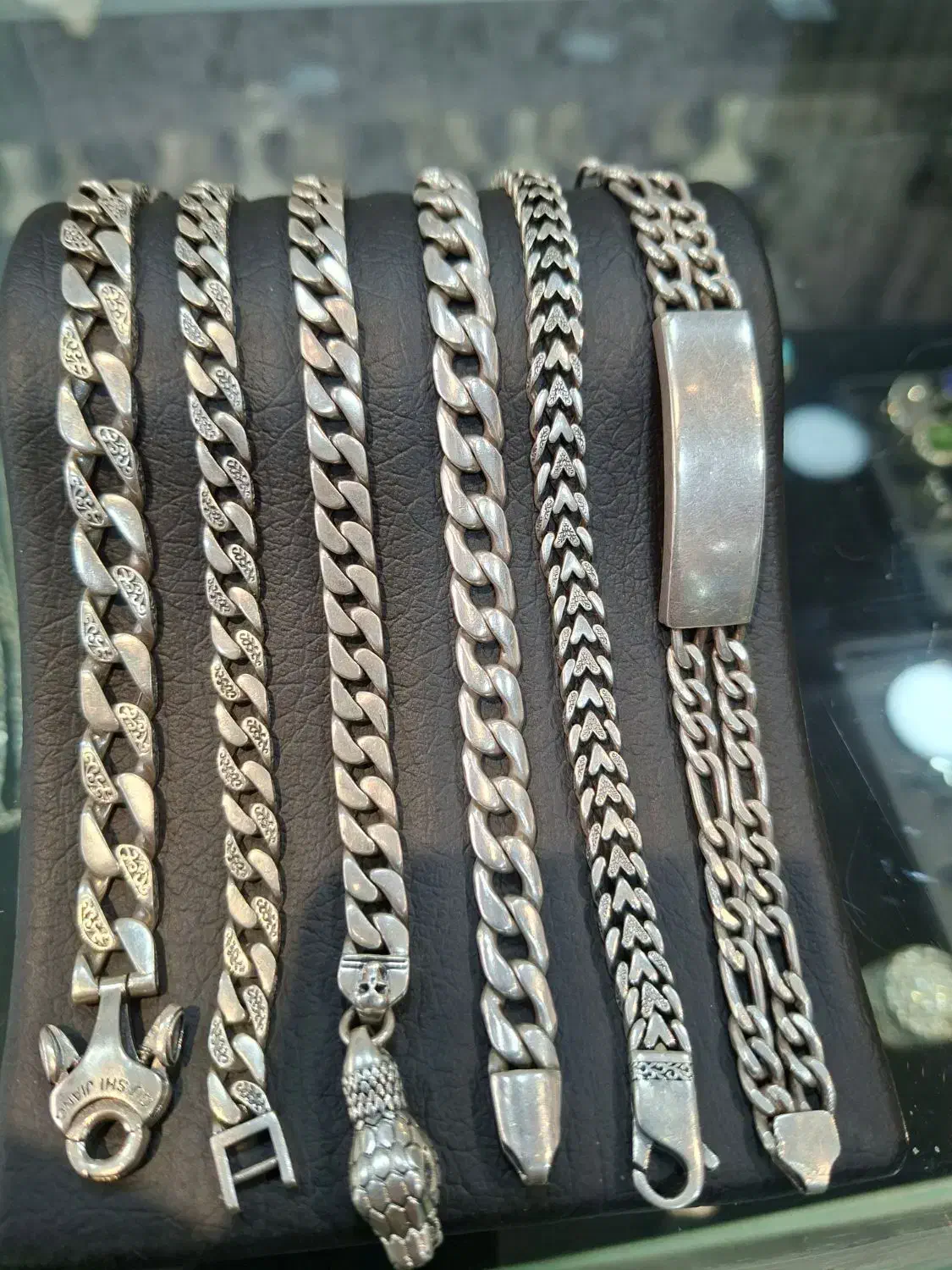 دستبند و زنجیر نقره تک وعمده|جواهرات|اصفهان, شفق|دیوار