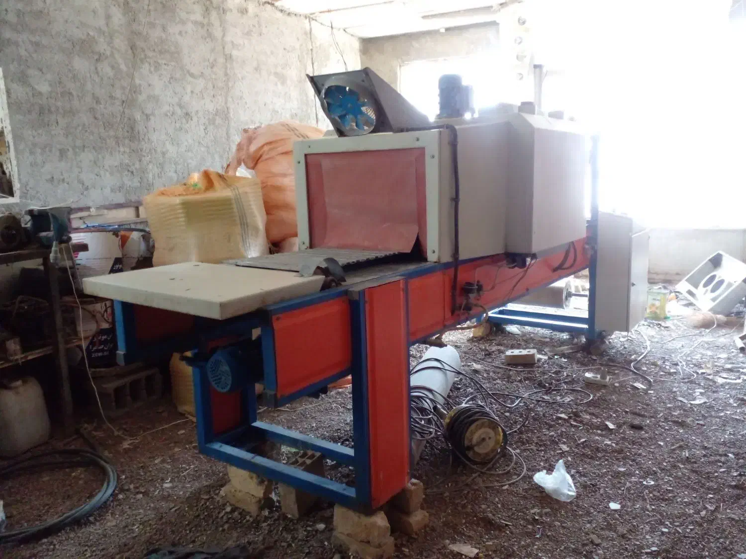 دستگاه شیرینگ پک نیمه اتومات|ماشین‌آلات صنعتی|نیشابور, فیض آباد|دیوار