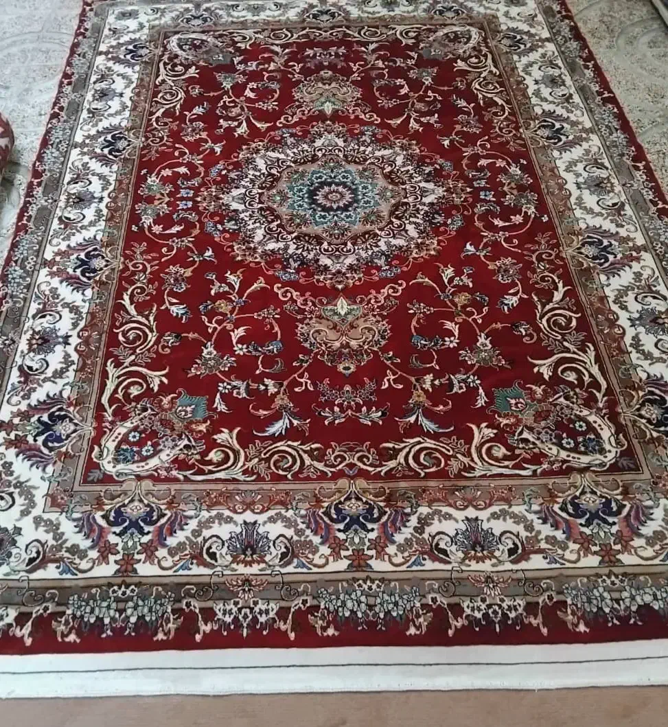 فرش دستباف چله ابریشم آکبند ۳ متری|فرش|تهران, خانی آباد نو شمالی|دیوار