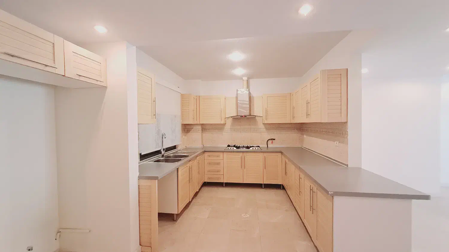 ۱۷۱ متر ۳ خ / ۲ پارکی نگ / جهانتاب