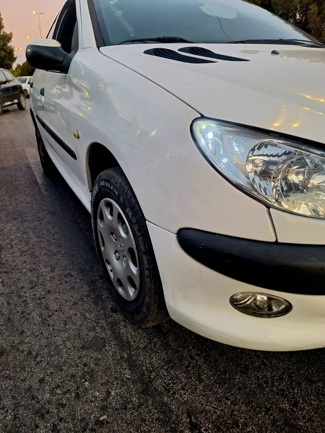 ۲۰۶تیپ ۵ فقط نقدی|خودرو سواری و وانت|سیرجان, |دیوار