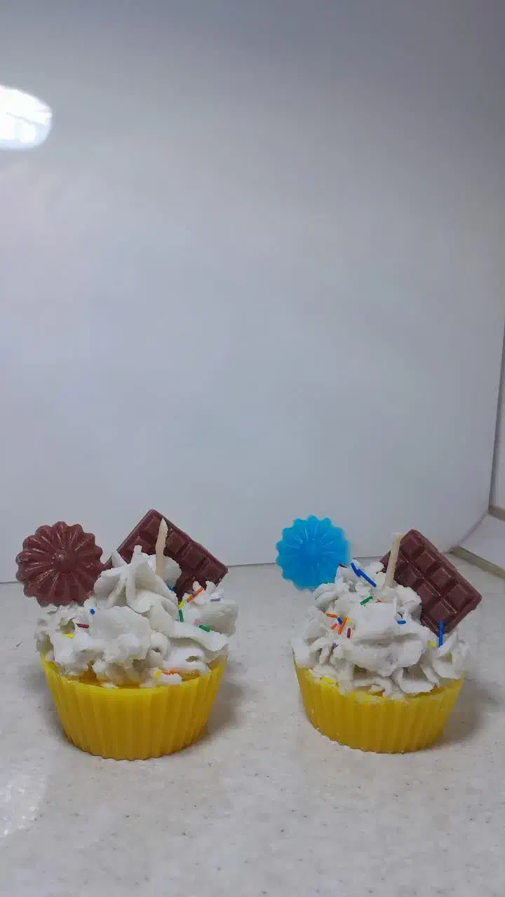 شمع کاپ کیکی طرح خوراکی کادویی خاص و شیک|صنایع دستی و سایر لوازم تزئینی|پیشوا, |دیوار