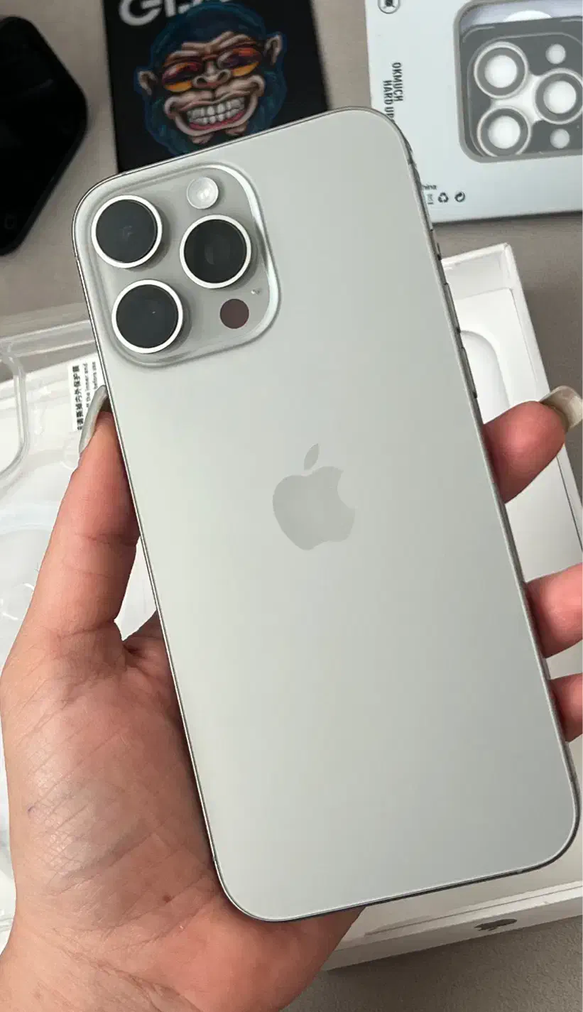 آیفون ۱۶ پرومکس|موبایل|پرند, فاز ۴|دیوار