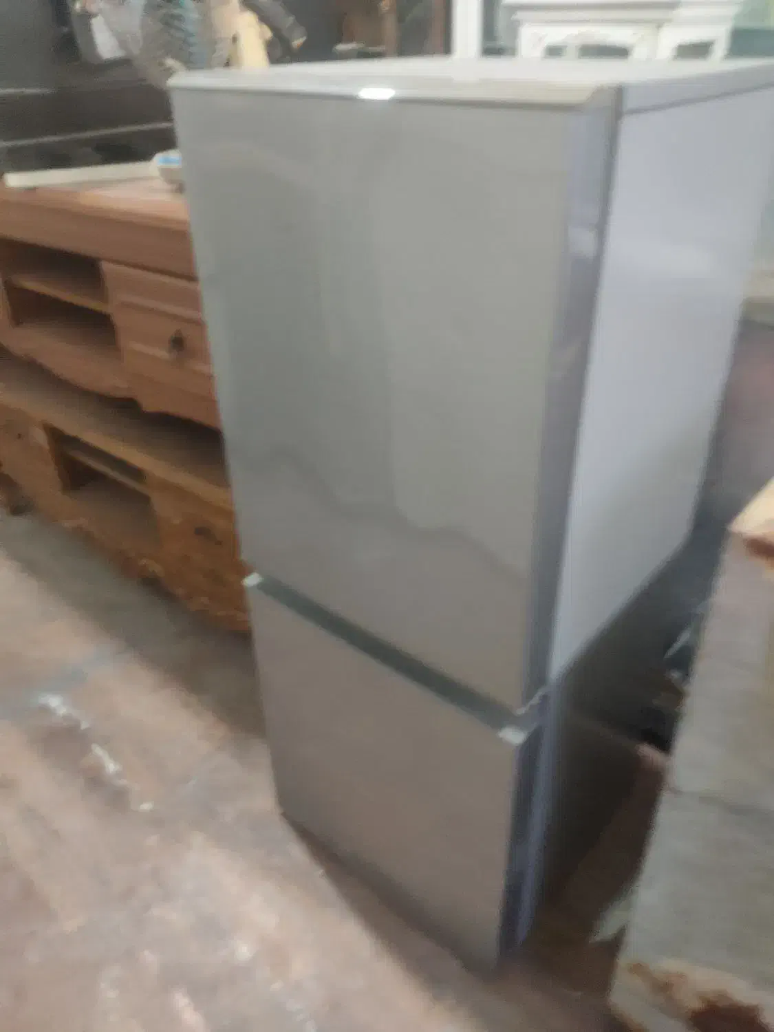 مینی یخچال فریزر سالم به شرط در حد نو 6500000|یخچال و فریزر|بوشهر, |دیوار