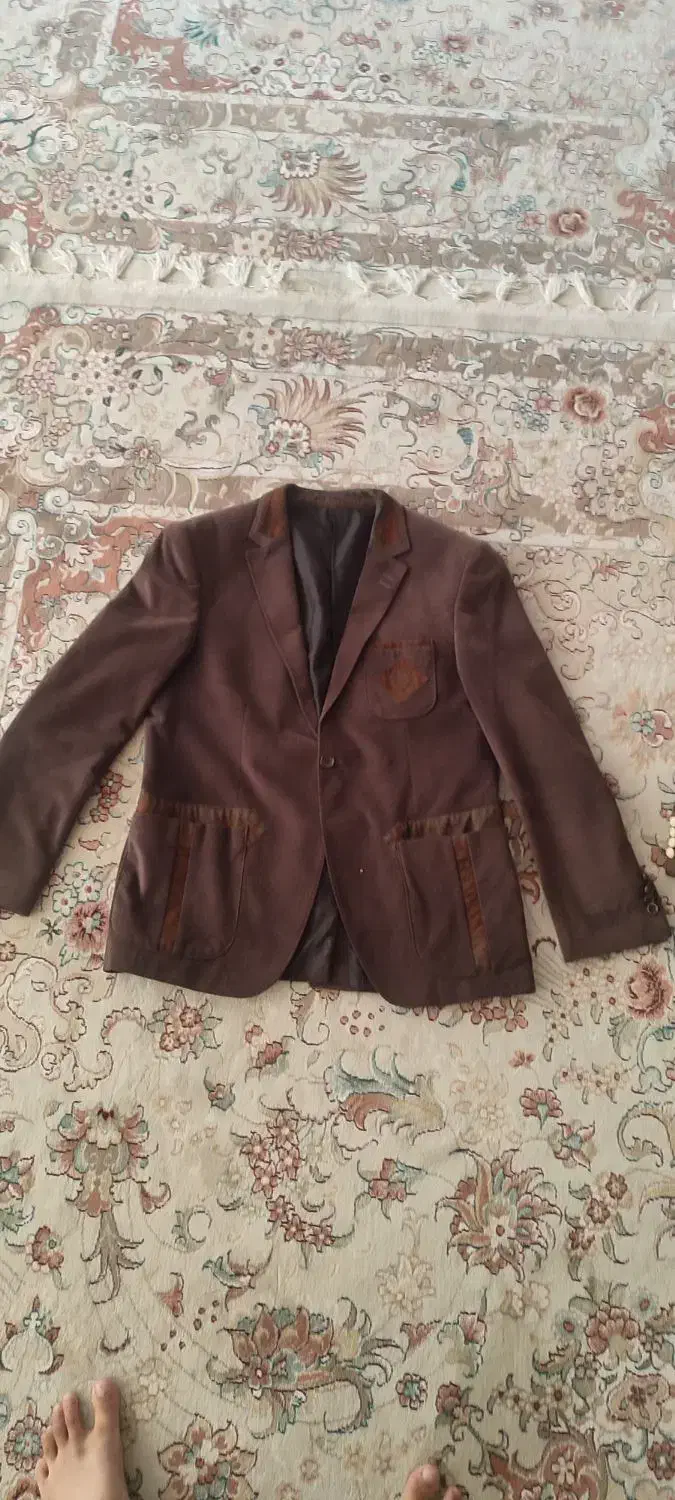 دوعدد کت مخمل تک|لباس|نورآباد, |دیوار