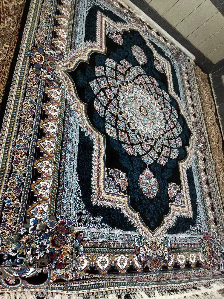 فرش تک جفت موجود|فرش|زاهدان, |دیوار