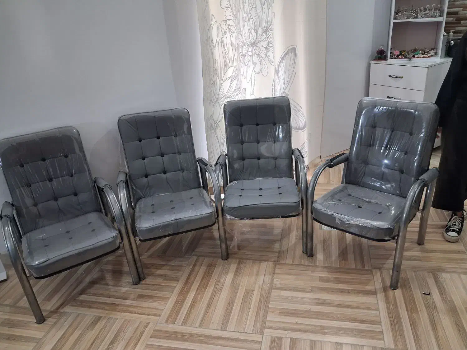 وسایل سالن|آرایشگاه و سالن‌های زیبایی|خزل, |دیوار