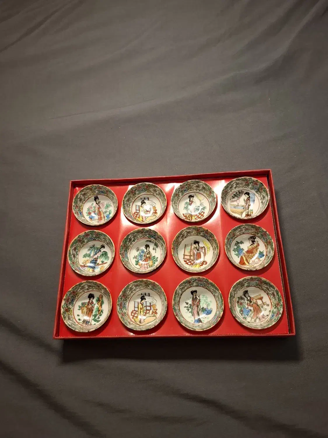 کاسه کوچک چینی با طرح زیبا (زینتی)|ظروف سرو و پذیرایی|تهران, مجیدآباد|دیوار