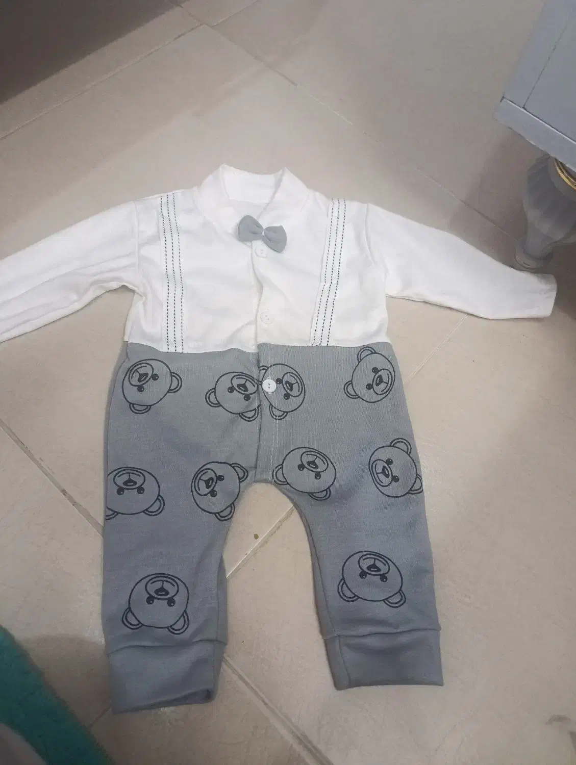 سرهمی نوزادی|کفش و لباس بچه|بروجرد, |دیوار