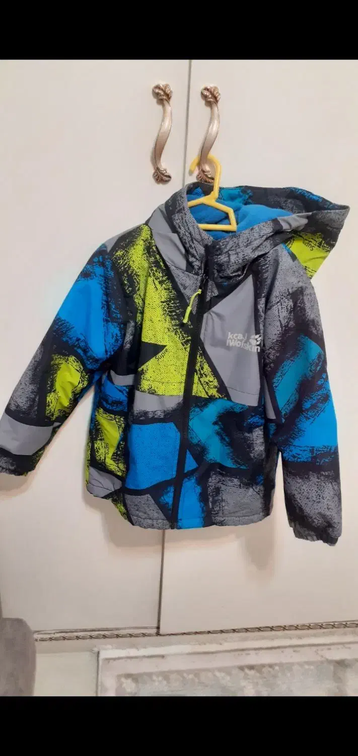 تعدادی لباس بچگانه برند درحدنو|کفش و لباس بچه|کرج, گوهردشت|دیوار