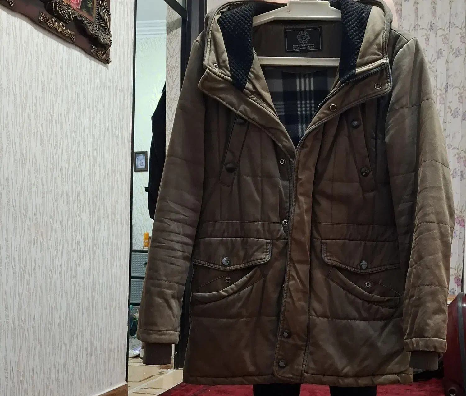 کاپشن .سالم وتمیز داخل پشم شیشه|لباس|رشت, توشیبا|دیوار