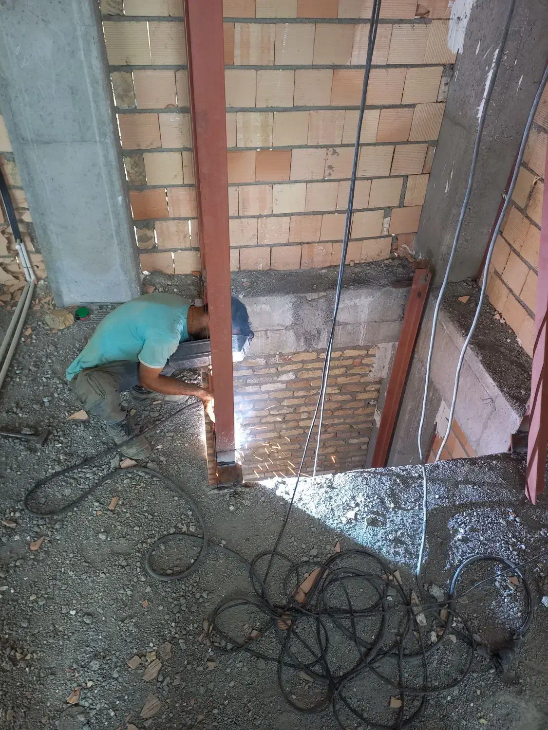 آهنکشی ،ریل ،نصب راه اندازی آسانسور /اخذ استاندارد|خدمات پیشه و مهارت|اسلامشهر, زرافشان|دیوار