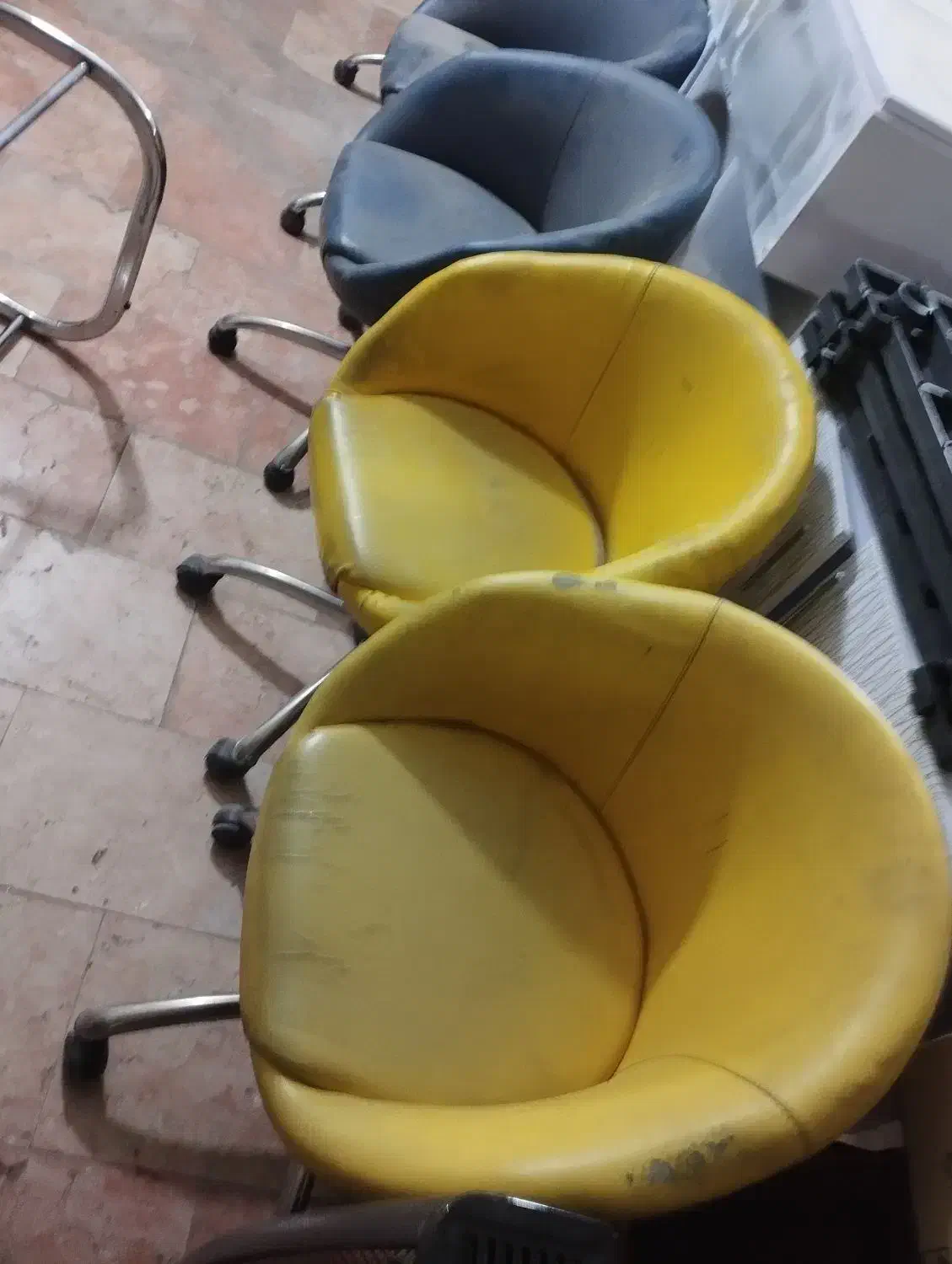 صندلی همه مدل دسته دو موجود است|صندلی و نیمکت|شاهرود, |دیوار