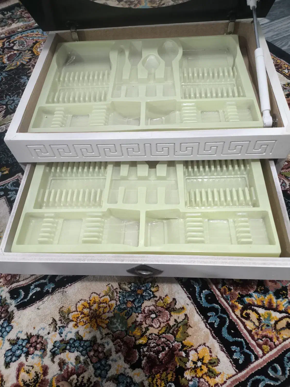 جاقاشقی Doulton|آبچکان و نظمدهنده ظروف|نیشابور, چمبران|دیوار