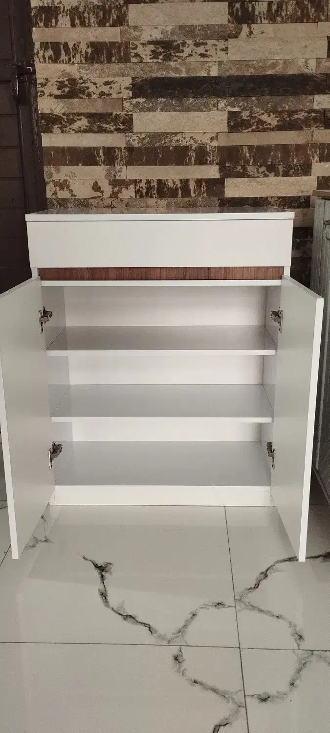 جاکفشی|جاکفشی، کمد، دراور|ایلام, |دیوار