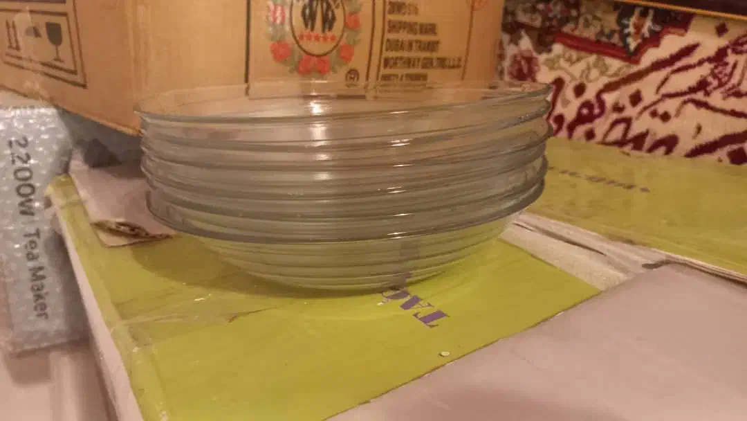 ظروف مصرفی منزل|ظروف سرو و پذیرایی|فولادشهر, مسکن مهر فولادشهر|دیوار