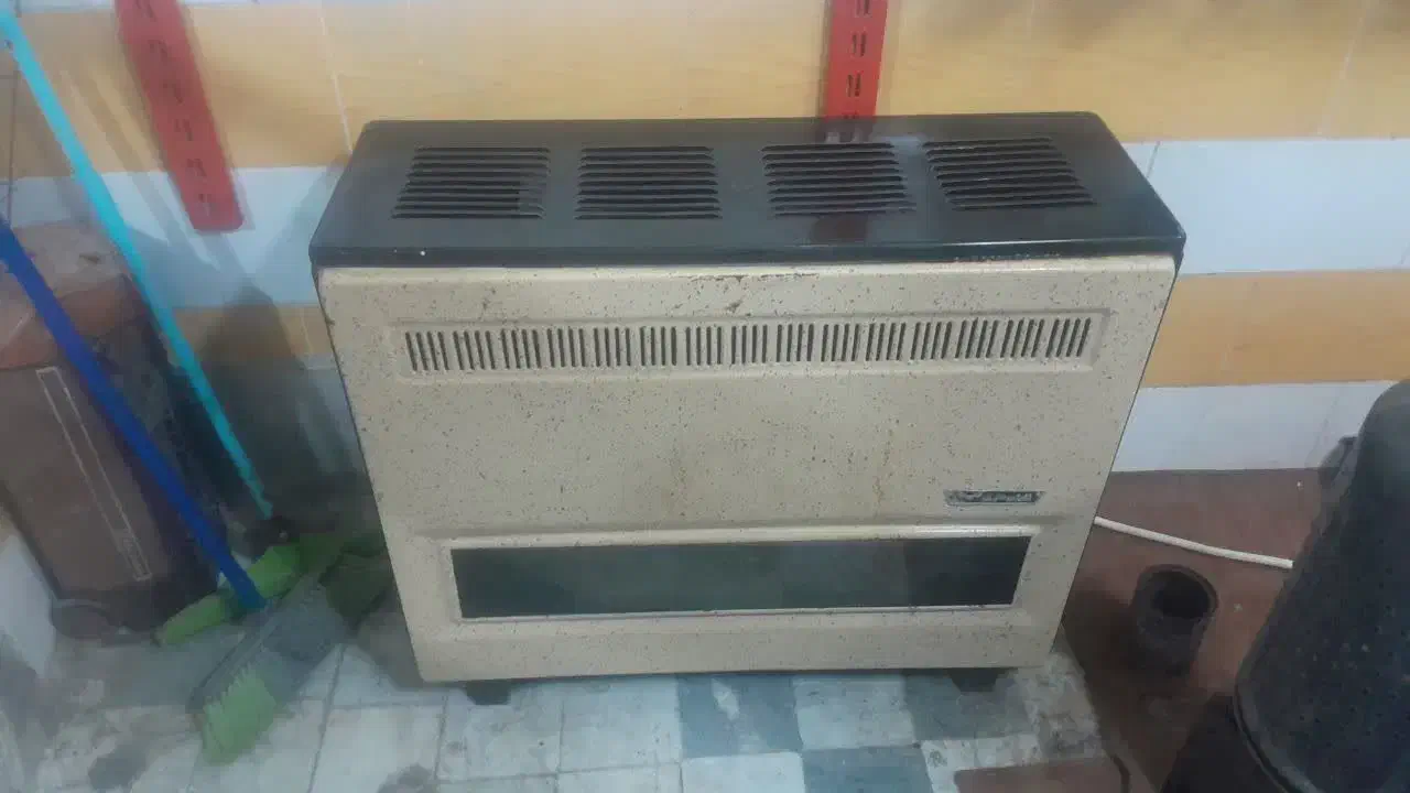 بخاری گازی ایران شرق سرویس شوده آماده کار|بخاری، هیتر، شومینه|قم, لسانی|دیوار