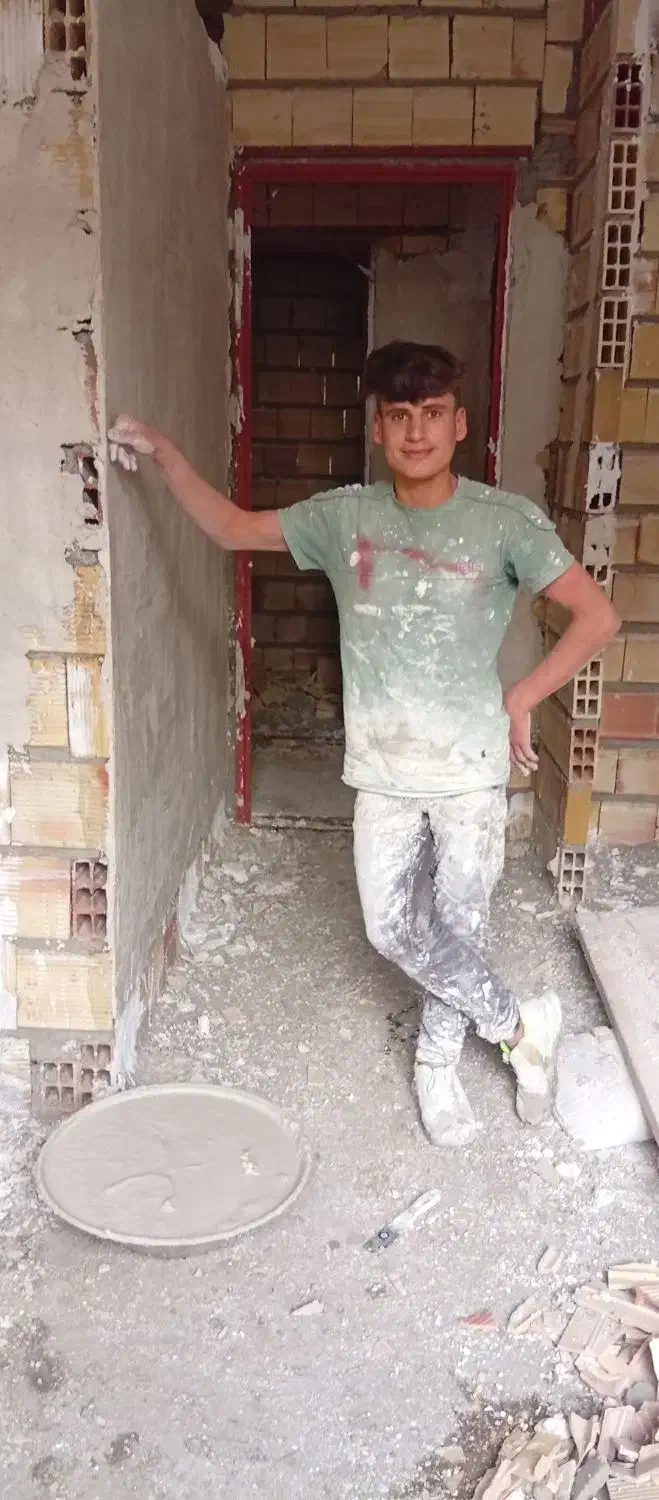 استخدام گچ کار روزمزد|استخدام معماری، عمران و ساختمانی|محمدیه-قزوین, |دیوار