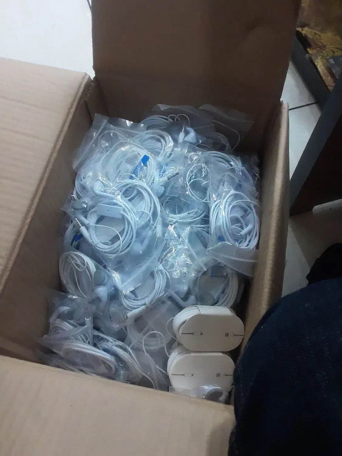 هندزفری سیمی|لوازم جانبی موبایل و تبلت|سهند, |دیوار