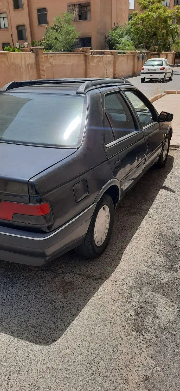 پژو ۲۰۰۰ مدل ۸۱|خودرو سواری و وانت|اندیشه, شهرک صدف|دیوار