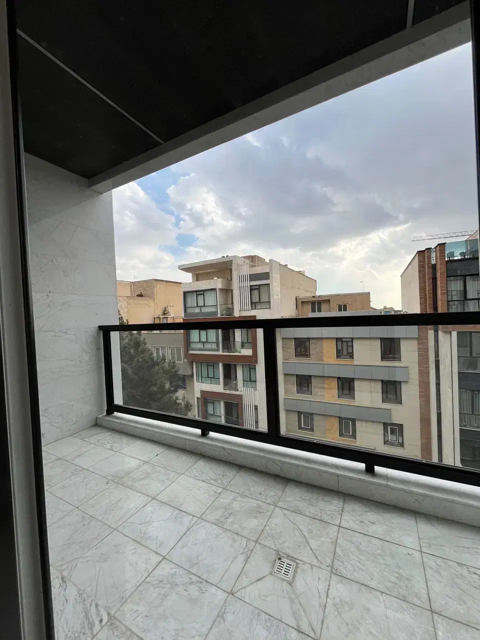 ۱۵۰ متر مدرن شمالی رزیدنت ۳ خواب|فروش آپارتمان|کرج, عظیمیه|دیوار