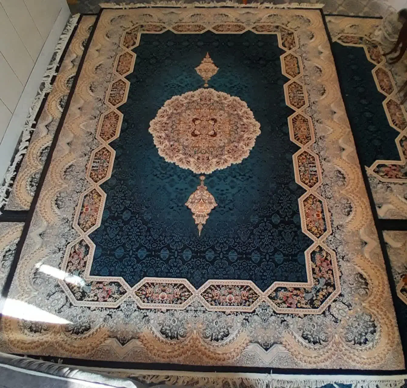 فرش نه متری|فرش|اصفهان, زهران|دیوار