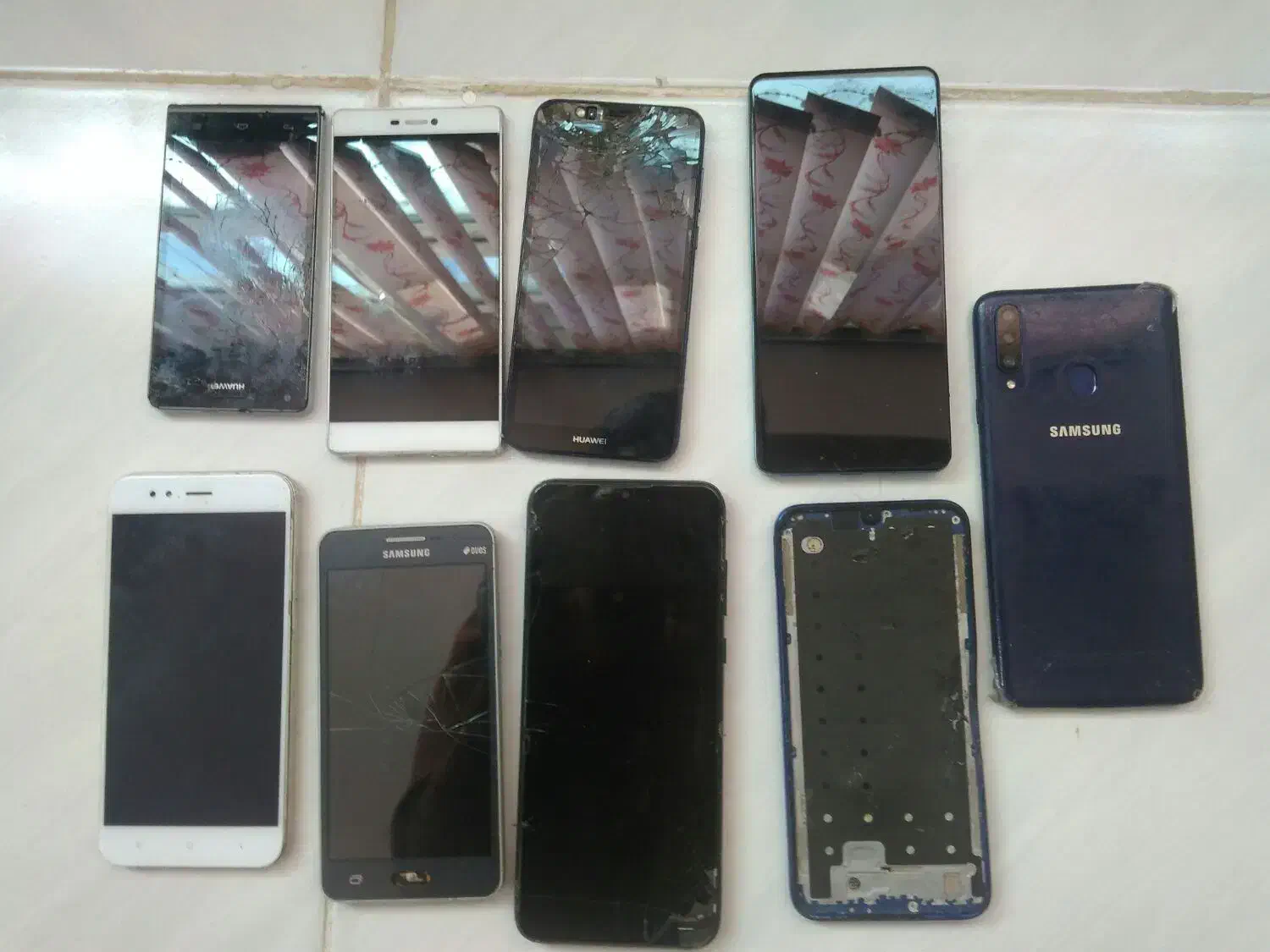 ده عدد گوشی ردمی هواوی سامسونگ ونوکیا|موبایل|شهرضا, |دیوار