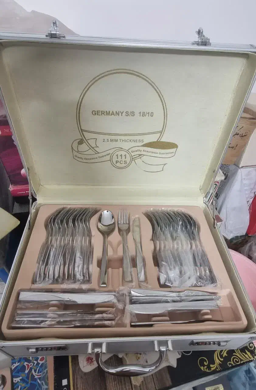 قاشق چنگال ۱۸ نفره|ظروف سرو و پذیرایی|یزد, |دیوار