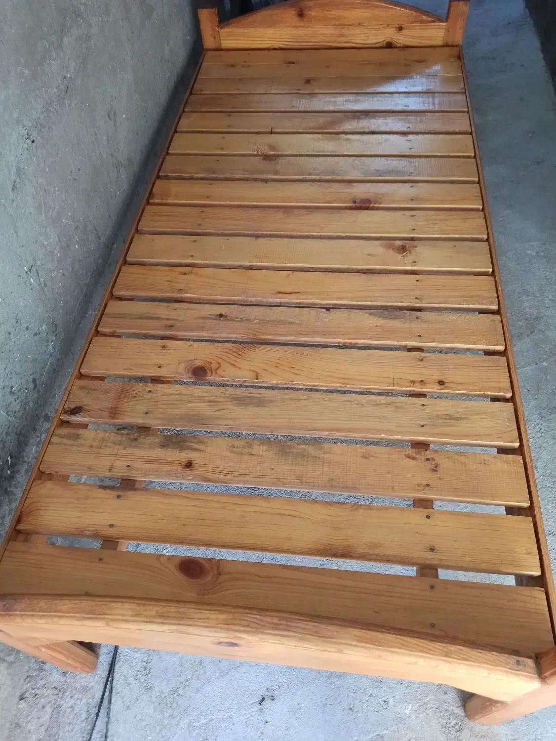 تخت چوبی|تخت و سرویس خواب|بم, |دیوار