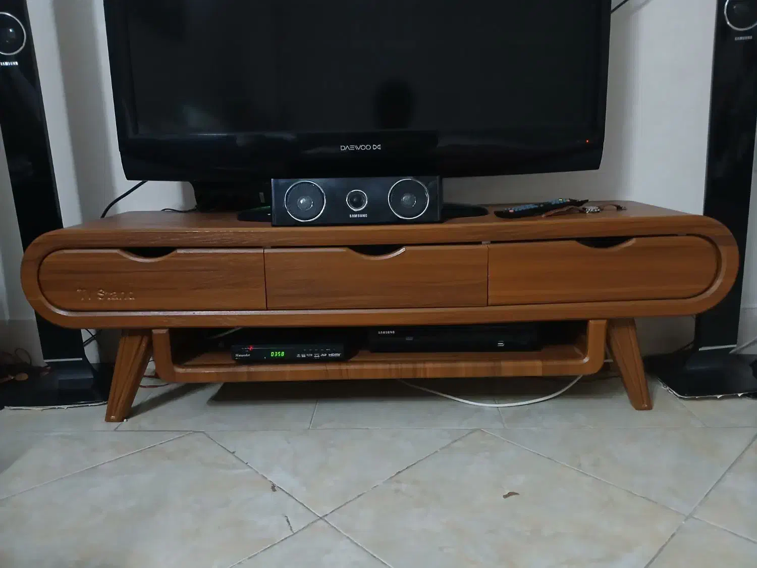 میز تلویزیون|میز تلویزیون|قزوین, |دیوار