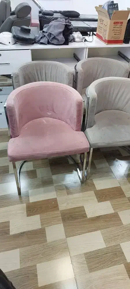 تعدادی وسیله آرایشگری|آرایشگاه و سالن‌های زیبایی|قزوین, |دیوار