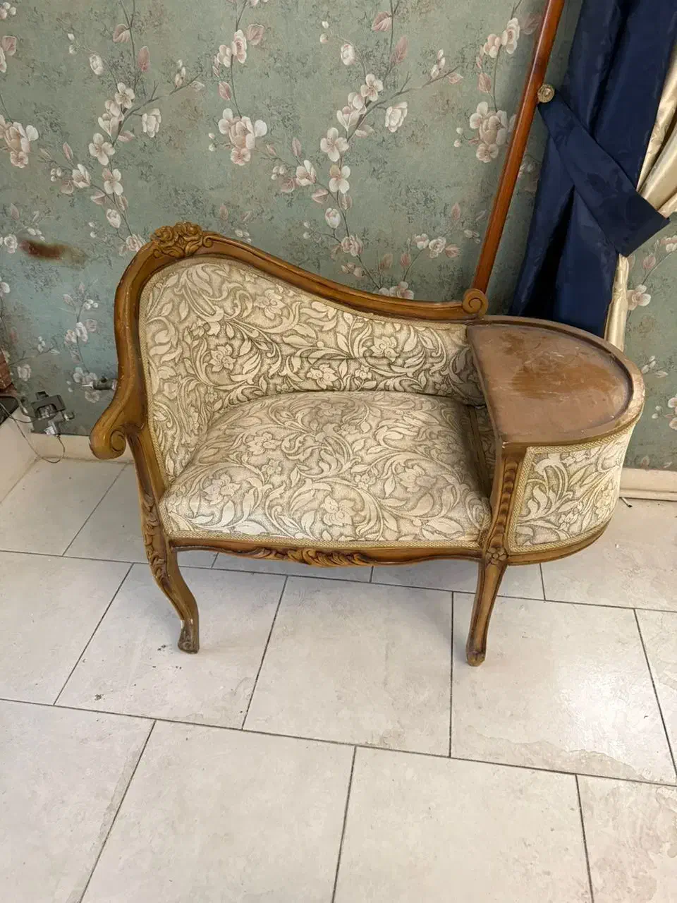 ست مبل استیل و ناهار خوری و میزتلفن/نیاز به تعمیر|مبلمان خانگی و میز عسلی|تهران, سنائی|دیوار