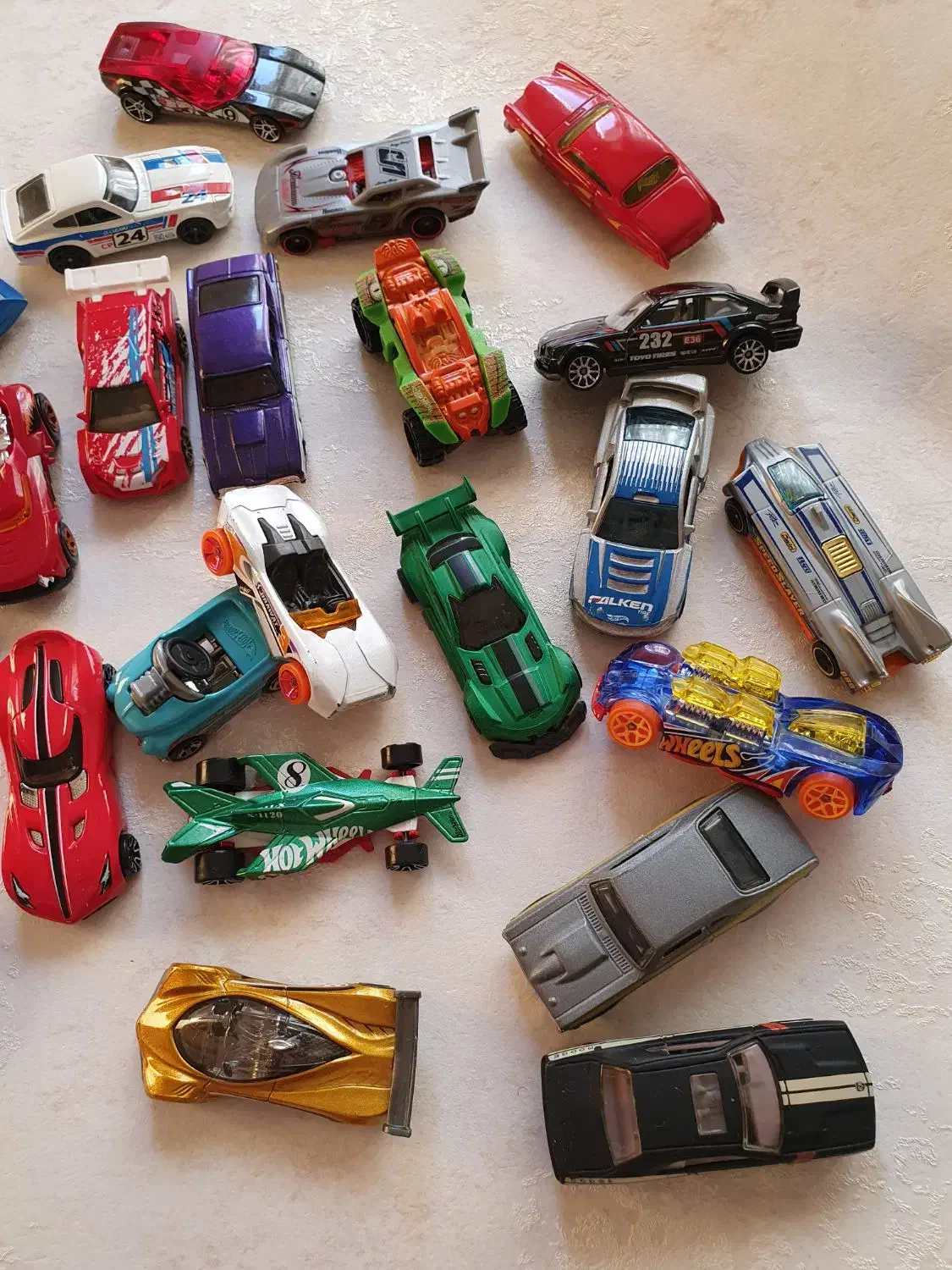 ماشین برند Hot Wheels|اسباب‌‌بازی|اصفهان, عسگریه|دیوار