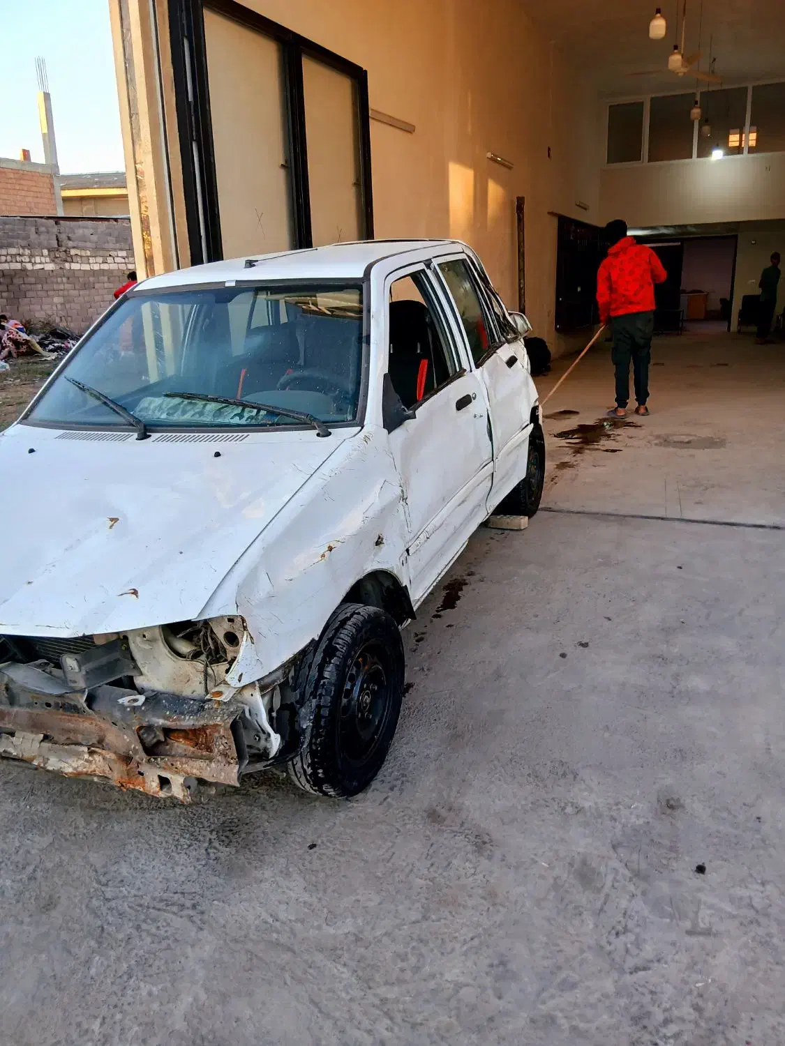 پراید۱۱۱تصادفی|خودرو سواری و وانت|گنبد کاووس, |دیوار