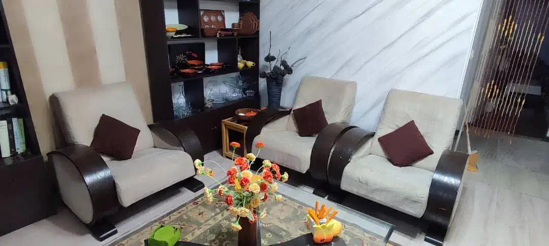 مبل 6نفره با میز وسط|مبلمان خانگی و میز عسلی|اندیشه, اندیشه فاز ۱|دیوار