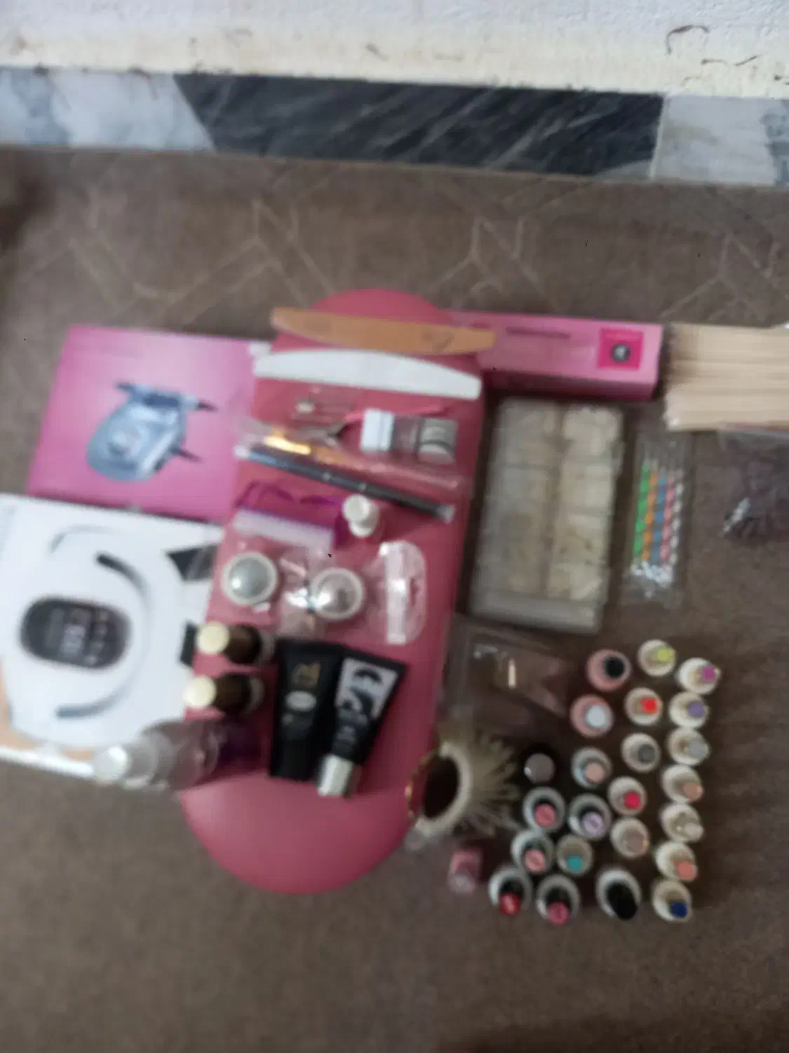 وسایل کاشت ناخن|آرایشی، بهداشتی، درمانی|خرمآباد, |دیوار