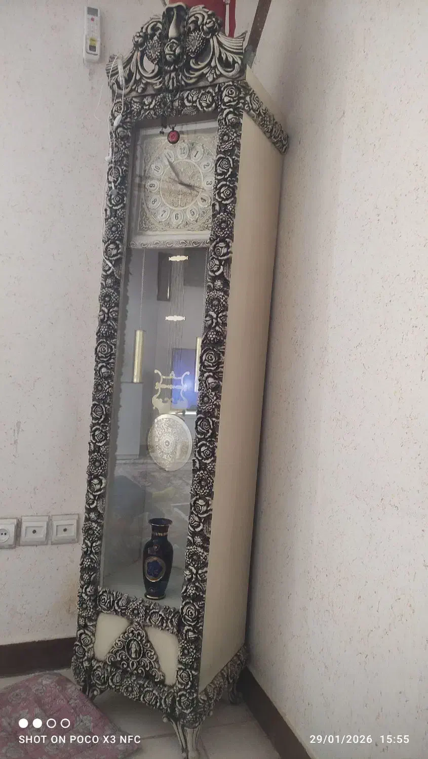 ساعت ایستاده.|ساعت دیواری و تزئینی|اهواز, کوی سعدی|دیوار