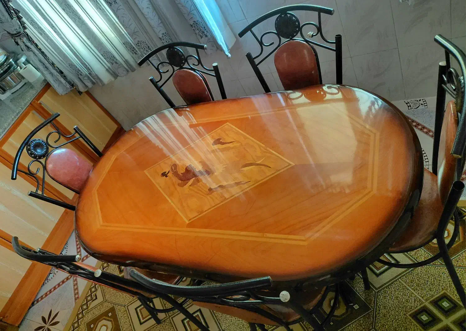 میز غذا خوری|میز و صندلی غذاخوری|قیدار, |دیوار