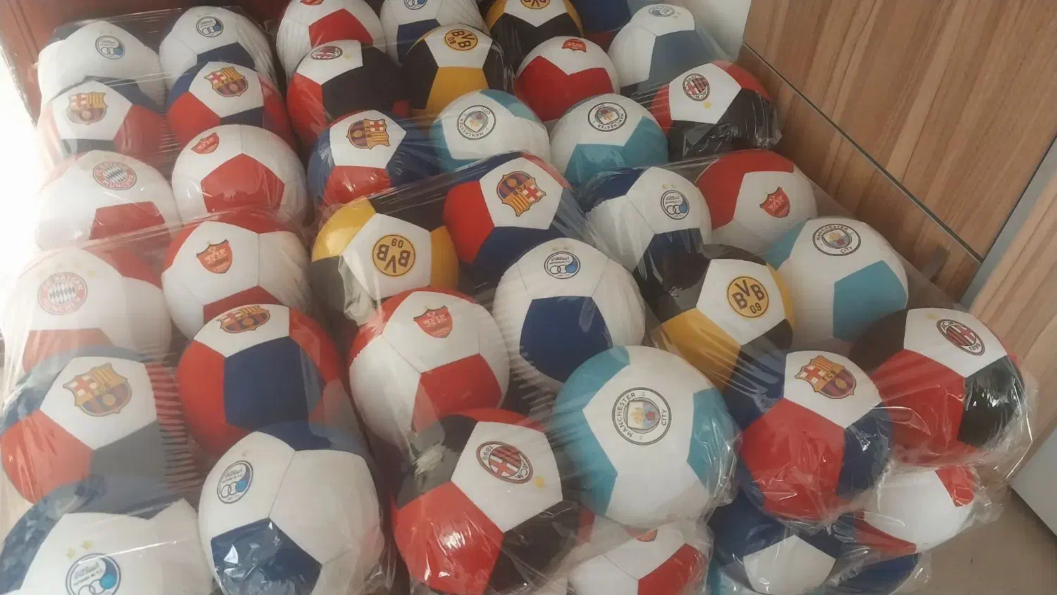 توپ اپارتمانی|اسباب‌بازی بچه|تهران, تهرانسر غربی|دیوار