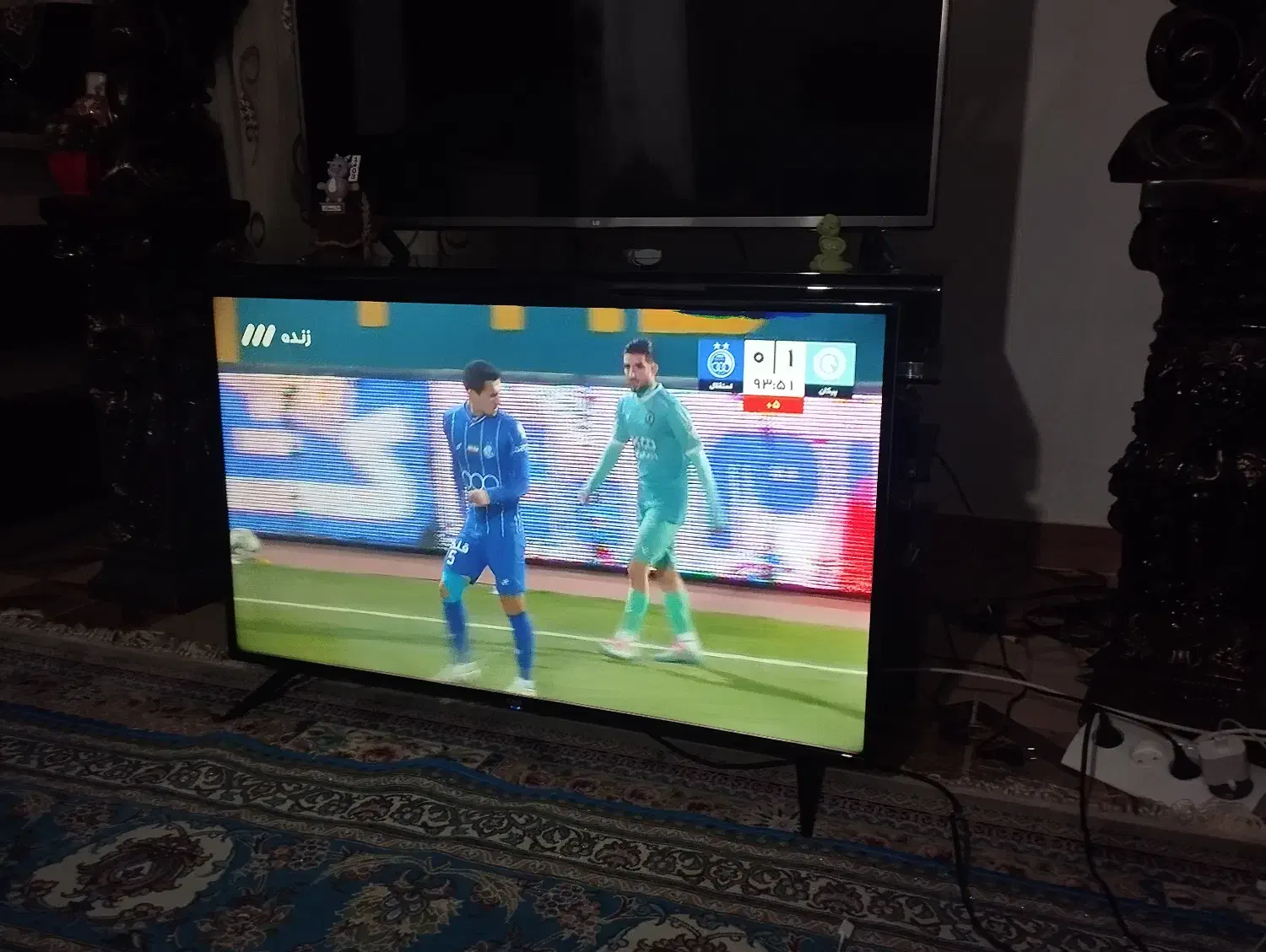 تلویزیون صنام ۴۳|تلویزیون و پروژکتور|رشت, گیل|دیوار