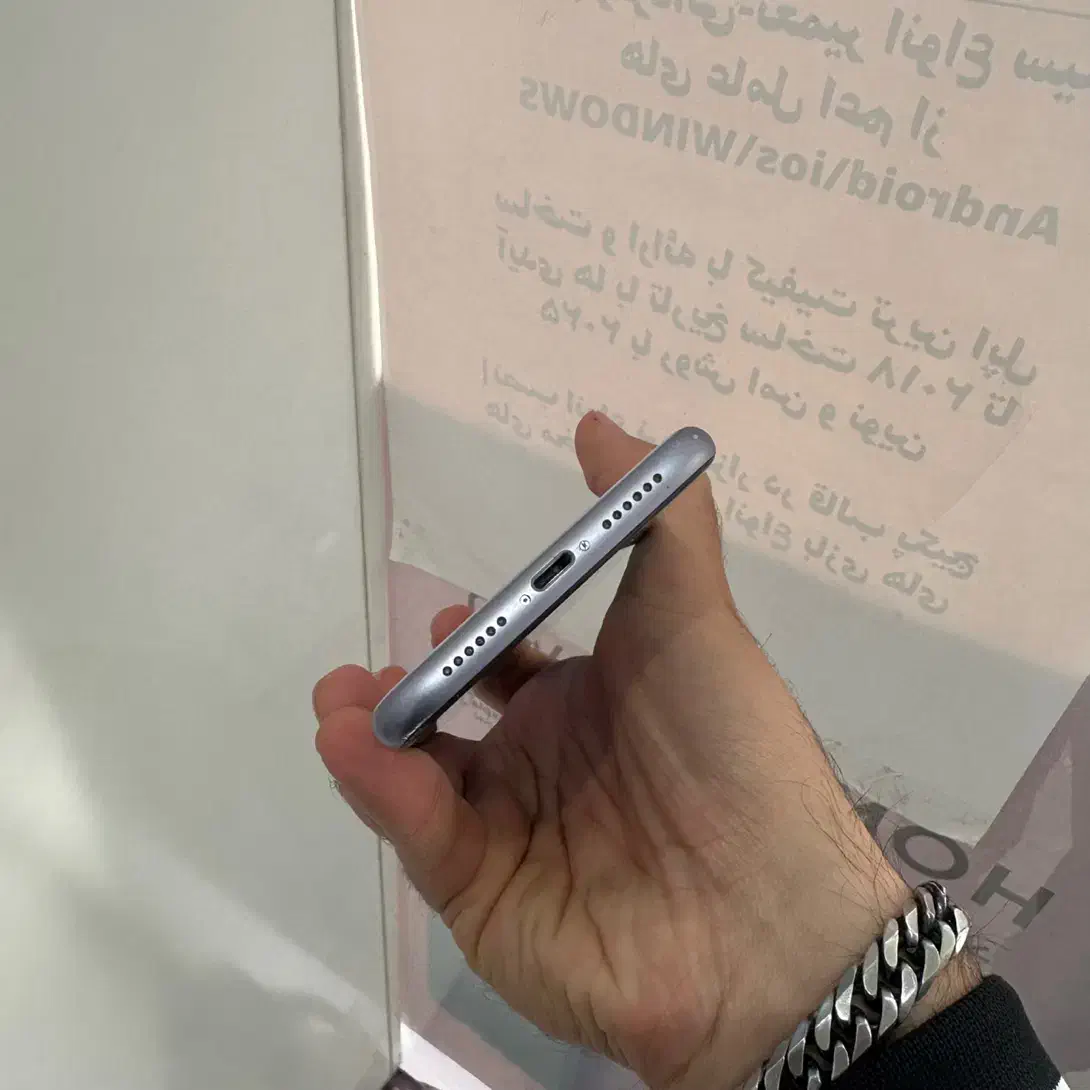 آیفون ۱۱ پک اصلی|موبایل|اصفهان, هزارجریب|دیوار