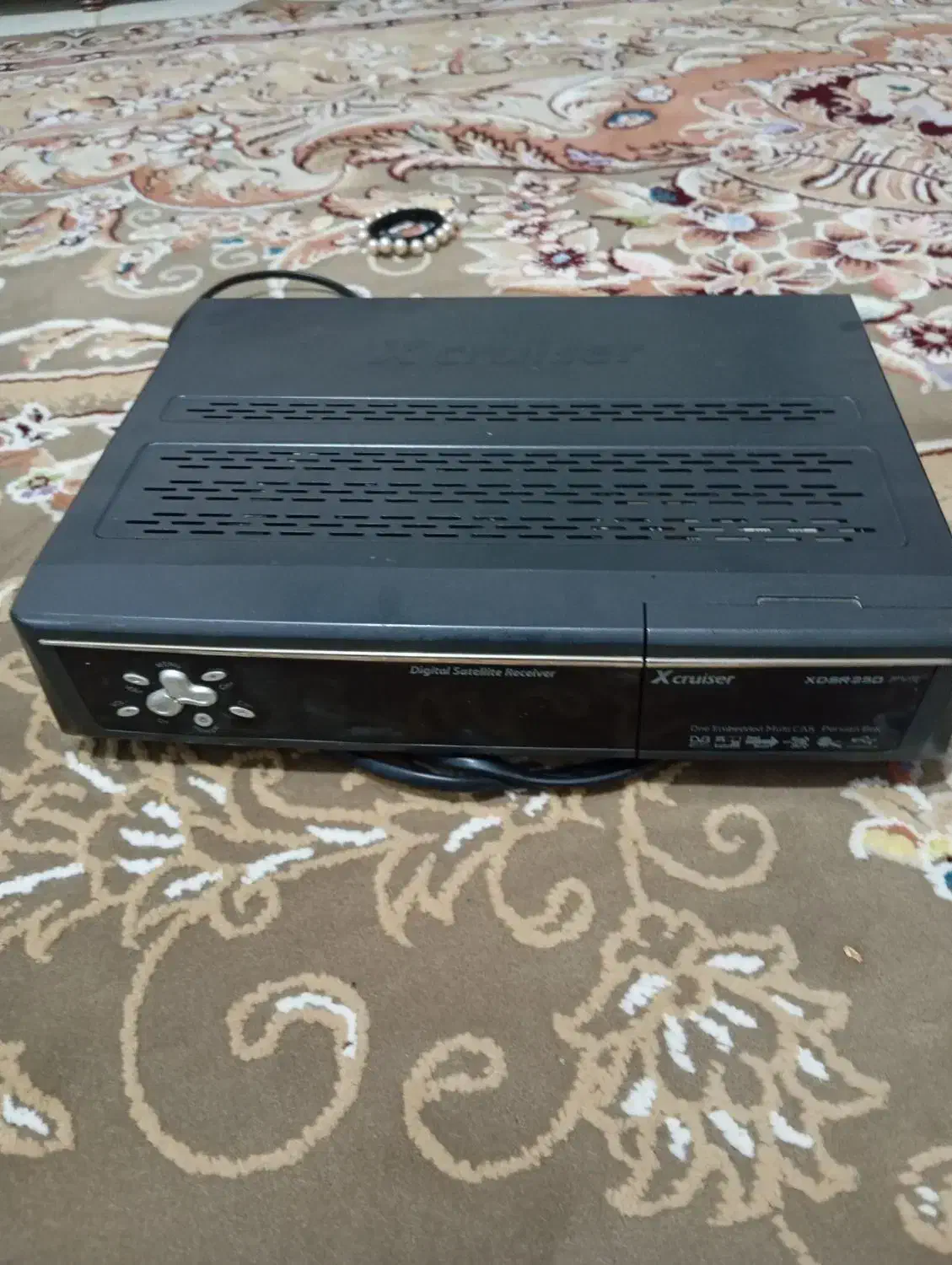 گیرنده دیجیتال|صوتی و تصویری|شیراز, کوشک میدان|دیوار