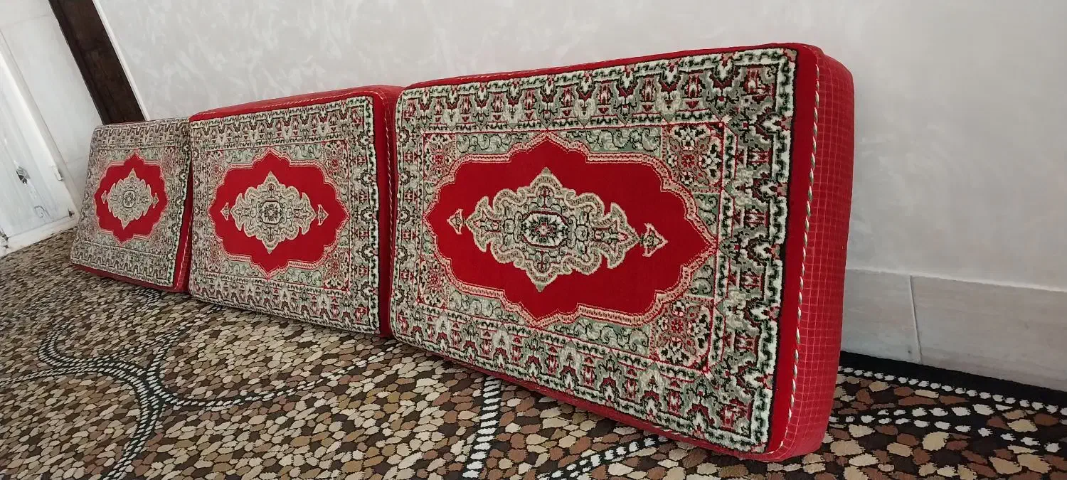 ۶ عدد پشتی قالی|پشتی|سیرجان, |دیوار