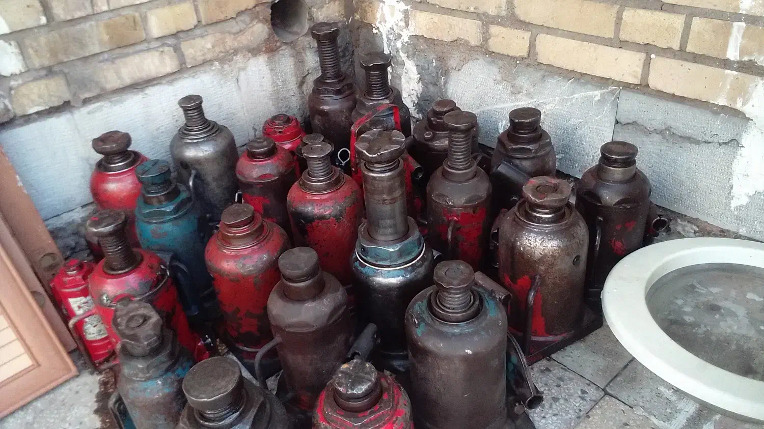 جک روغنی|قطعات یدکی و لوازم جانبی|اهواز, زیتون کارگری|دیوار