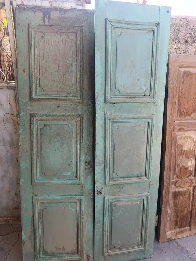 در چوبی عتیقه100 ساله برای بوم گرد|کلکسیون اشیاء عتیقه|کرمان, |دیوار