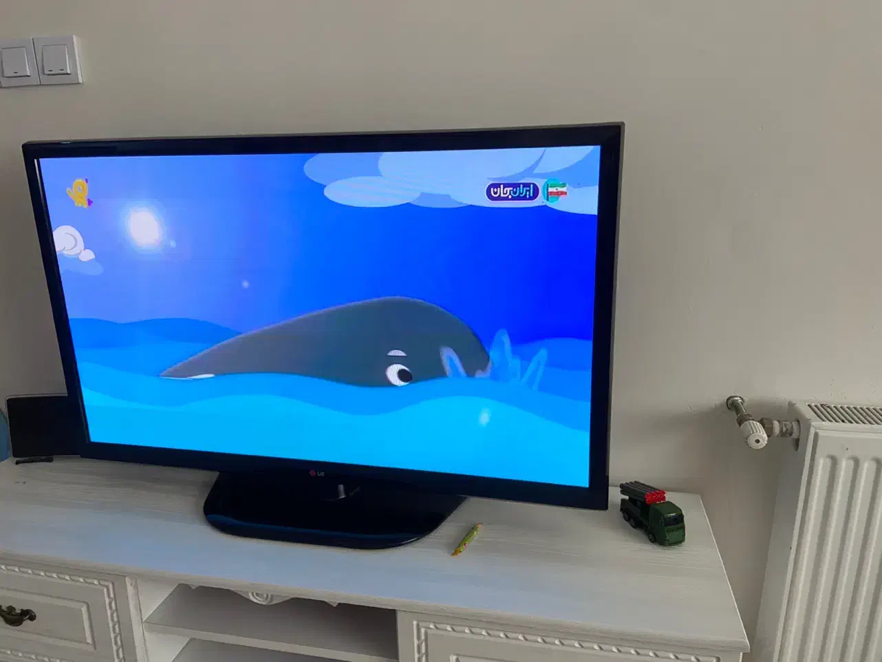 تلوزیون ۴۲اینچ ال جی|تلویزیون و پروژکتور|شیراز, سهل‌آباد|دیوار