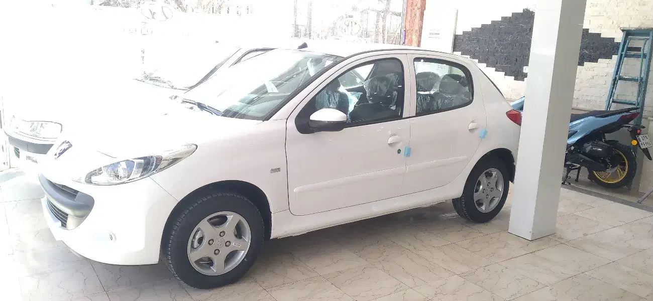 پژو ۲۰۷|خودرو سواری و وانت|بروجرد, |دیوار