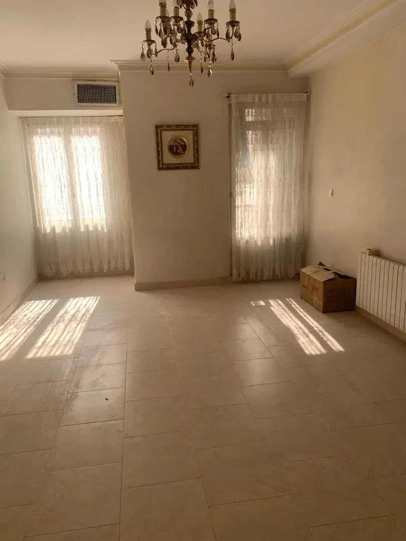 ۵۵ متر ۱ خواب فول امکانات در بیمه سوم